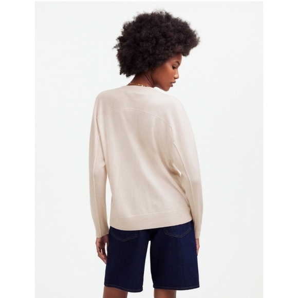 Madewell Cashmere V-Neck Sweater In Heather Oat - Picture 4 of 12